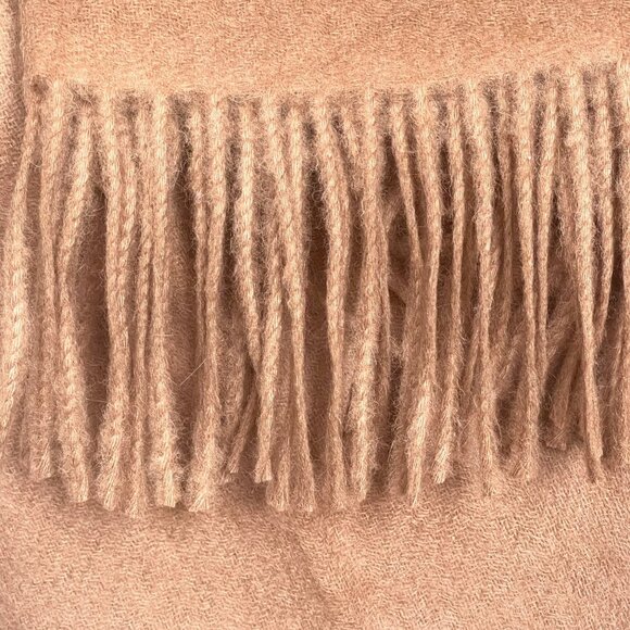 ARTZNL 100% Baby Alpaca Throw Blanket Camel Brown Large 71x51 Soft Lightweight - Picture 8 of 10